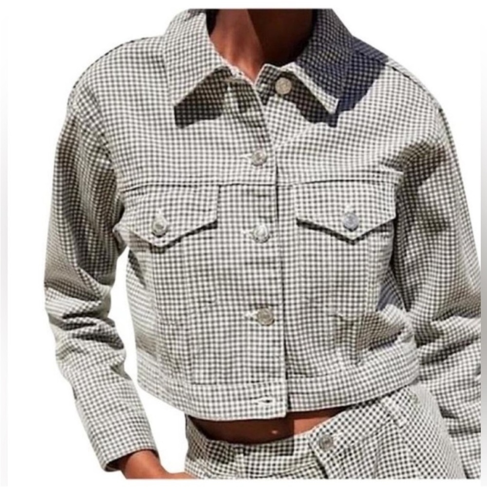 Medium Blk & Wht Jean Jacket Cropped - Picture 2 of 9
